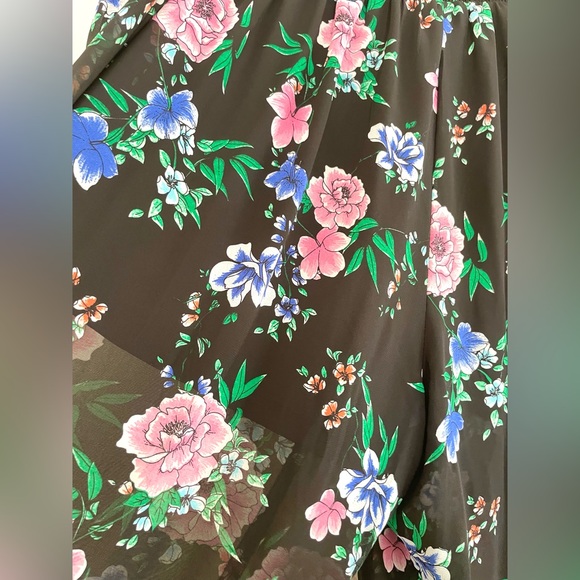 Sold Torrid Floral Black Chiffon Airy Beach Pants w/ Short Lining Size: 1X Plus - Picture 7 of 10